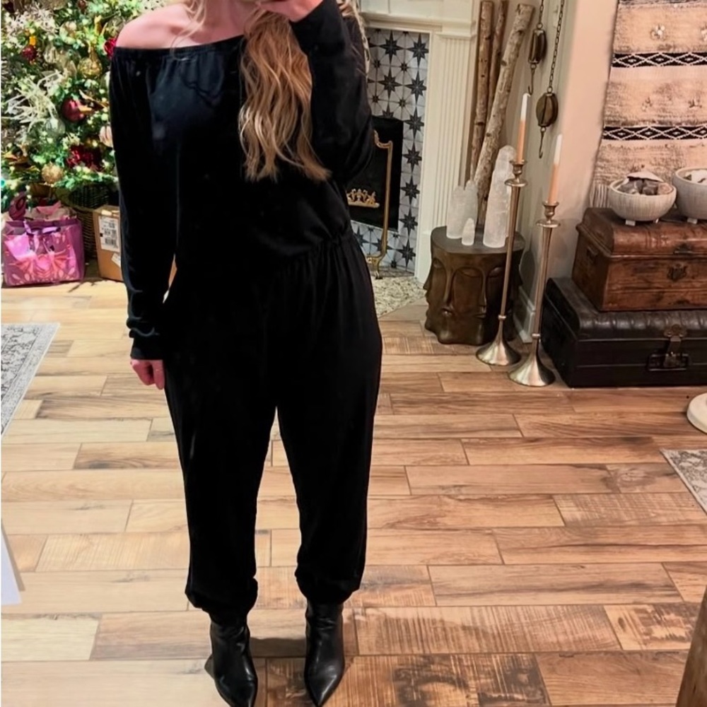 ⭐️Goodnight macaroon black tee shirt jumpsuit size xl - Picture 4 of 11
